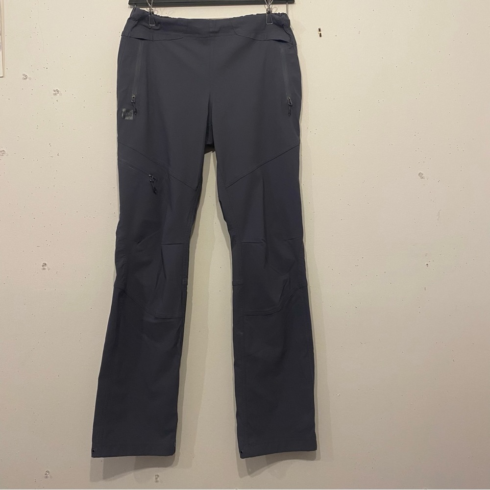 MEC grey women’s hiking pants size 10